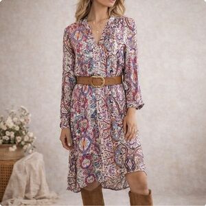 Anthropologie 11•1• TYLHO Sz L Pink Paisley Pintuck V Neck Btn Tuck Back Tunic